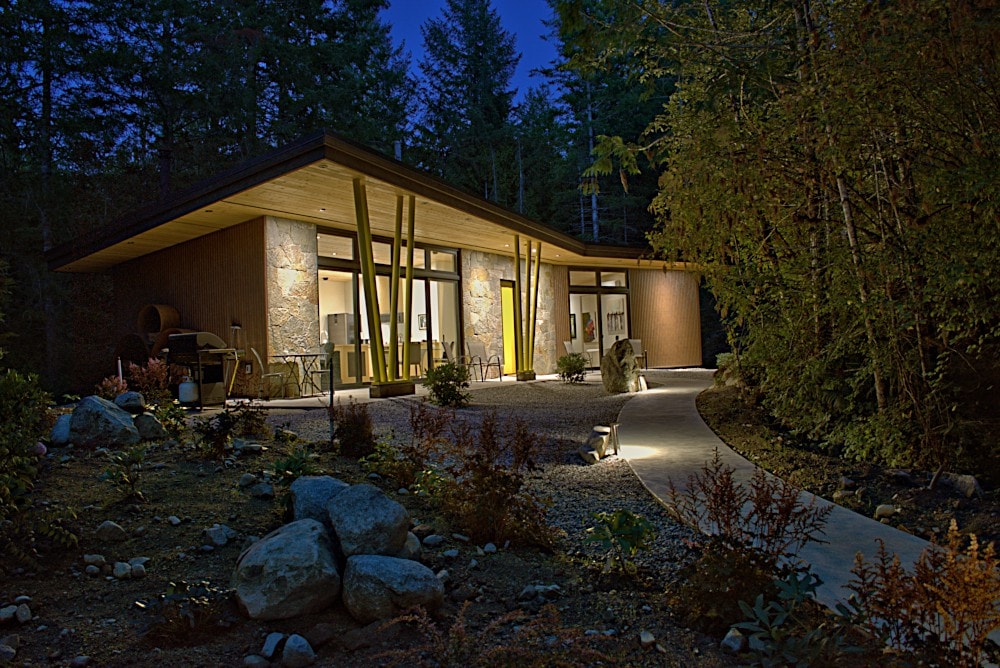 Modern Forest Guest Suite - Accessible Seclusion!