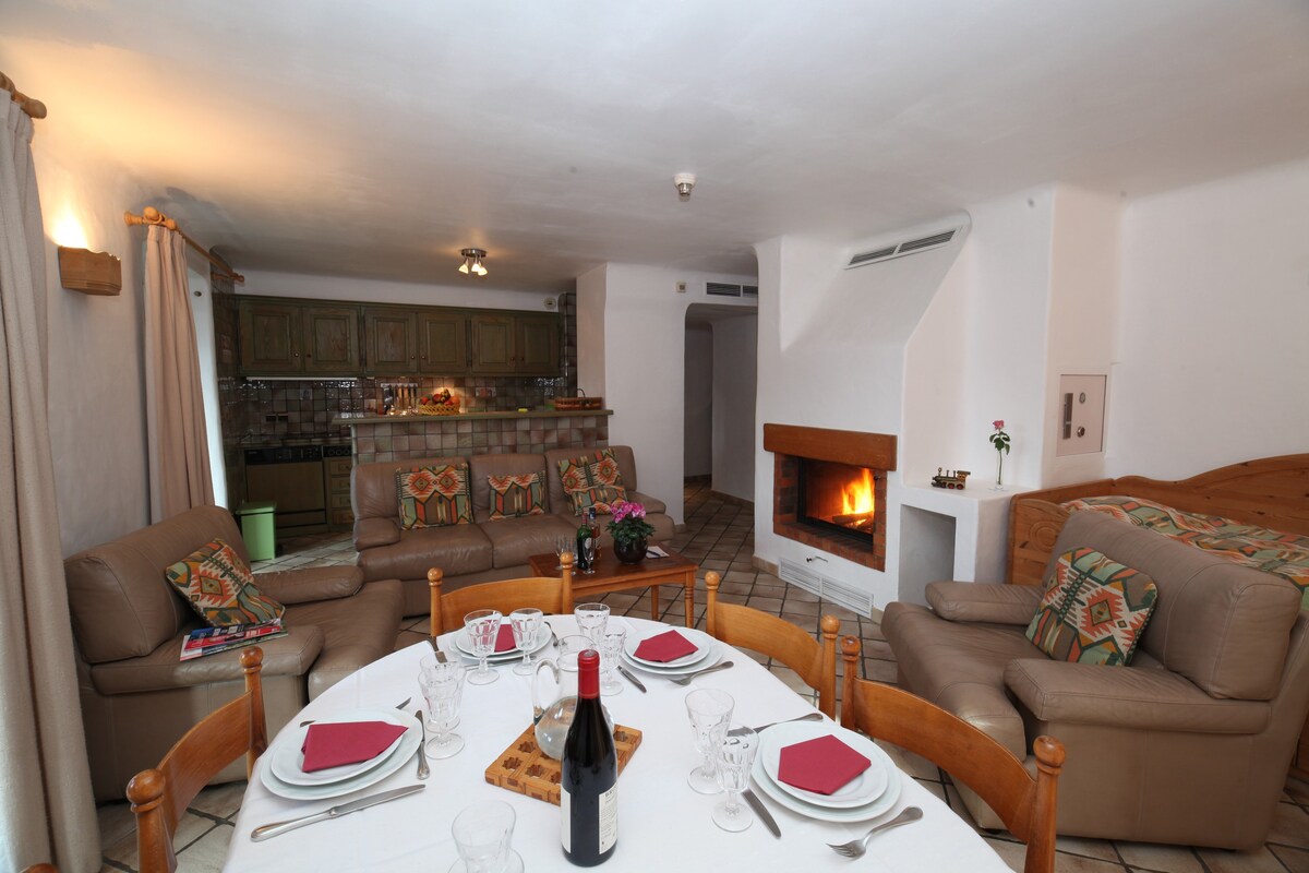 Chalet Bouquetin- Bellecôte (18 to 22 people)