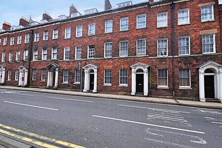 2 Bed Flat in the Heart of Worcester!