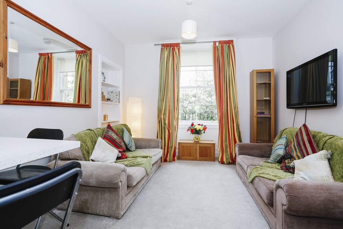 Fabulous 5 double Bedroom apartment Edinburgh Old