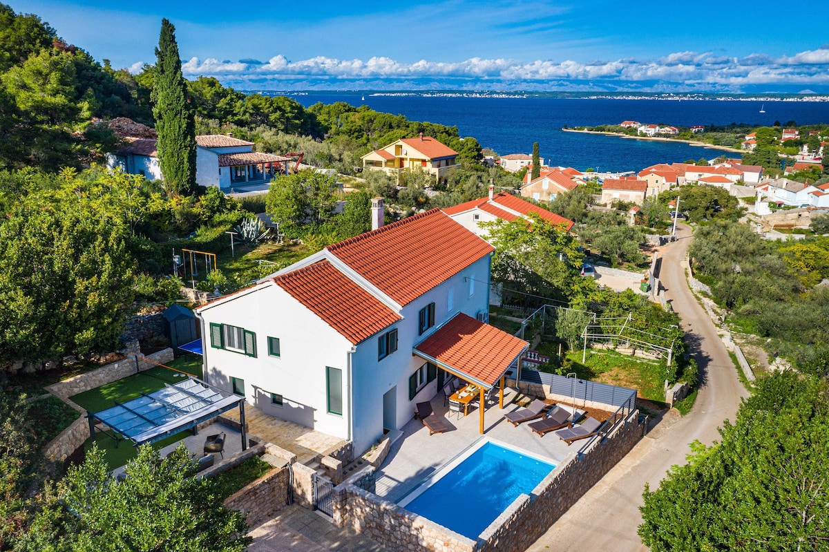 Sea view villa Nana with private swimming pool