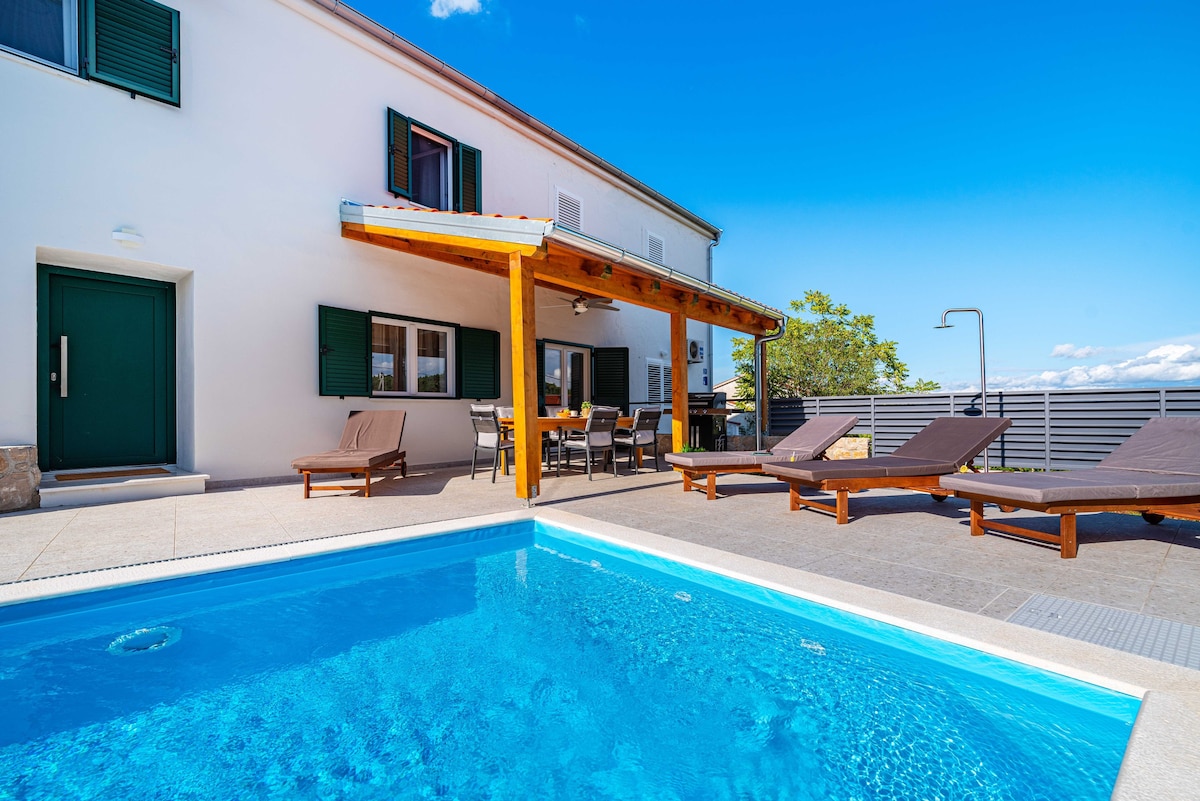 Sea view villa Nana with private swimming pool