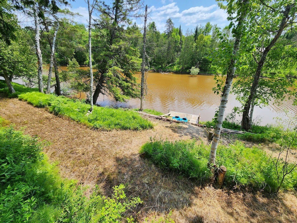 Riverfront~On ATV Trails~Near Mackinac Island