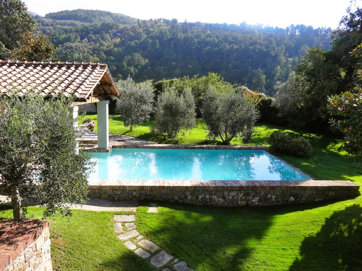 Villa Magnolia in most Exclusive Borgo in Tuscany