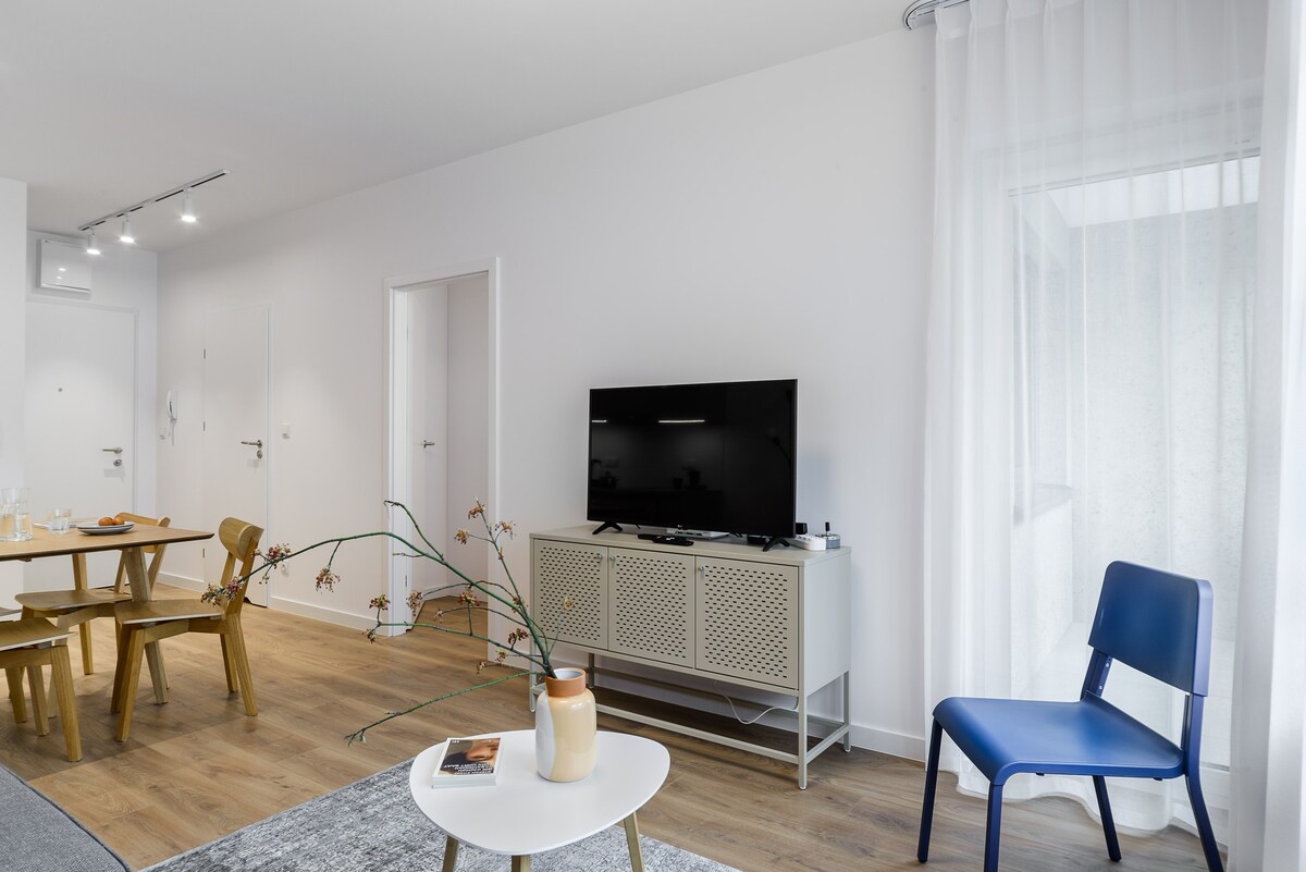 Modern apartment near the Chopin Airport