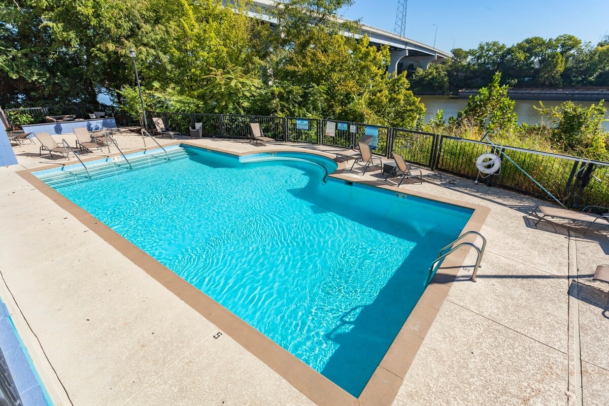 Riverfront Retreat-Walk DT | Pool | Free Parking