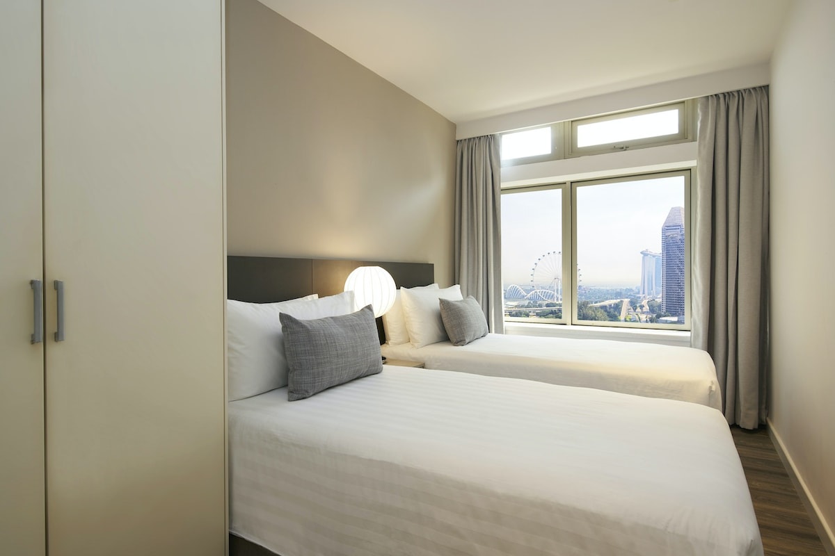 Bay view 2-Bedroom Spacious Modern Deluxe Suite