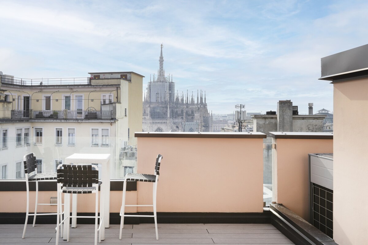 Easylife - Luxury flat with rooftop and Duomo view