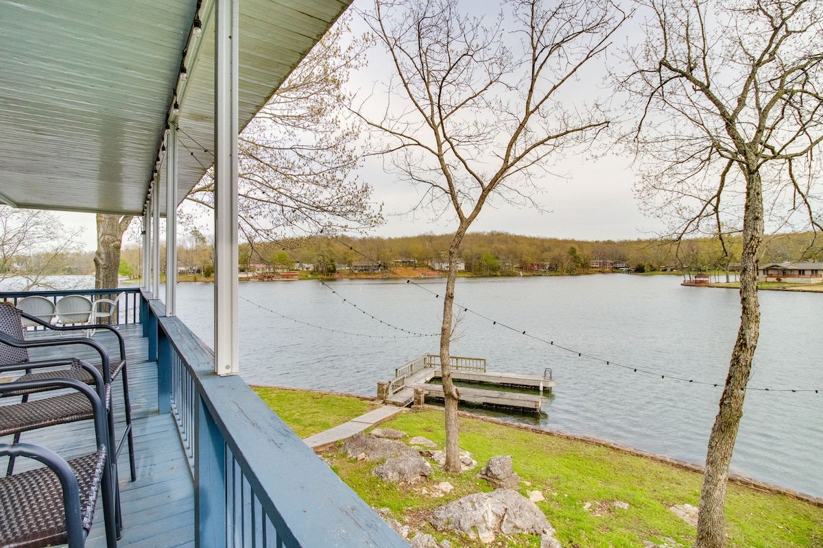 Lakefront Arkansas Abode - Deck, Grill & Fire Pit!