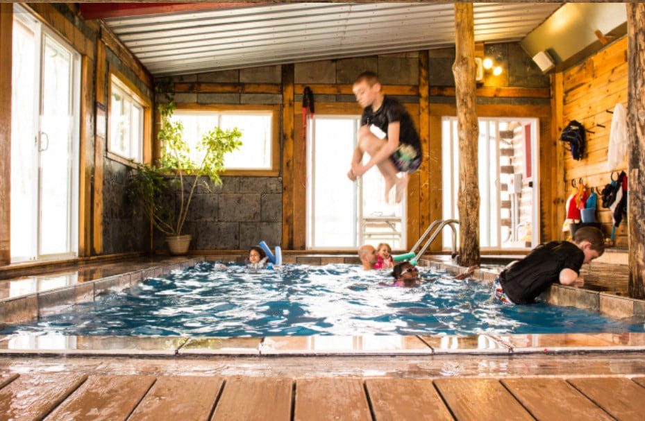 Log Cabin Lodge with Indoor Pool