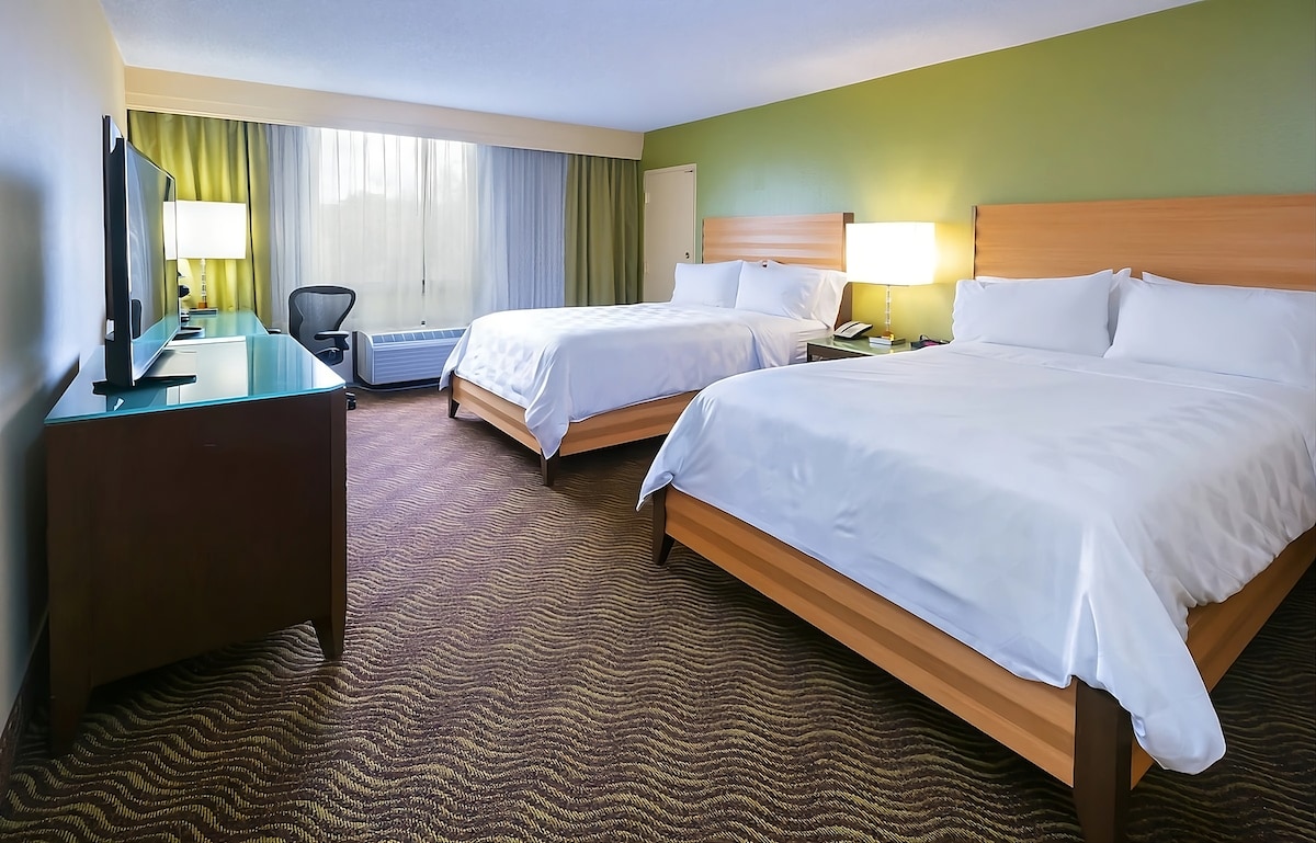 Pet-Friendly Inn! Not Far From the Levi's Stadium