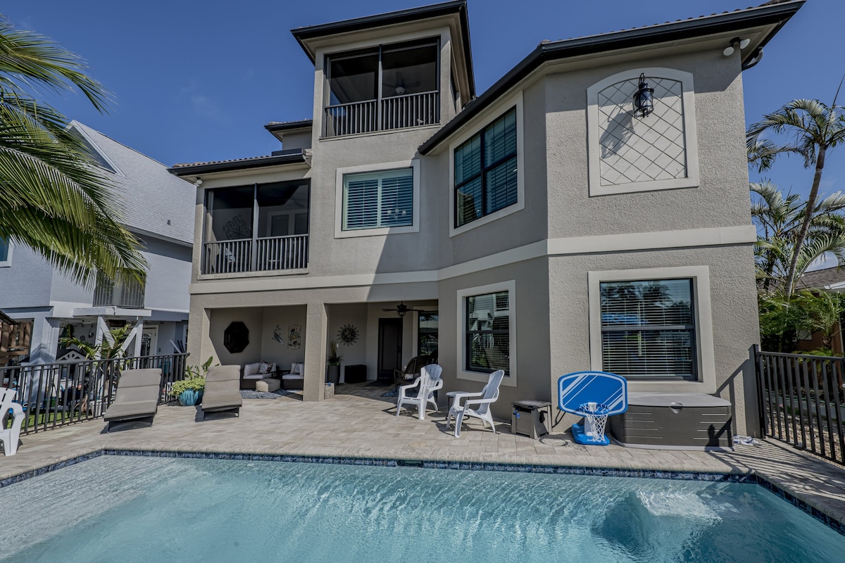 Waterfront Gulf Access - 4 Bedroom W Heated Pool