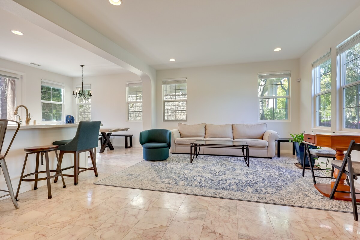 Family-Friendly Camarillo Home w/ Access to Pools!