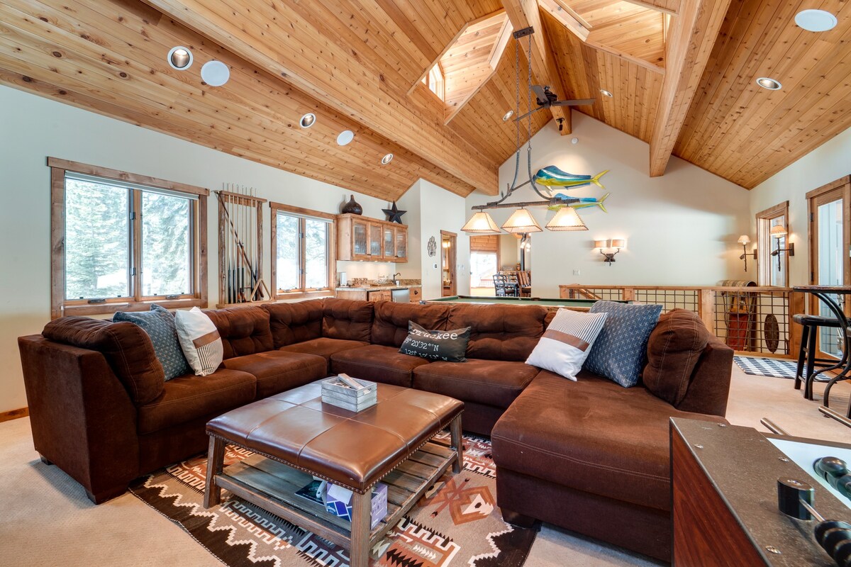'One Moose Lodge' Tahoe Donner Vacation Rental!