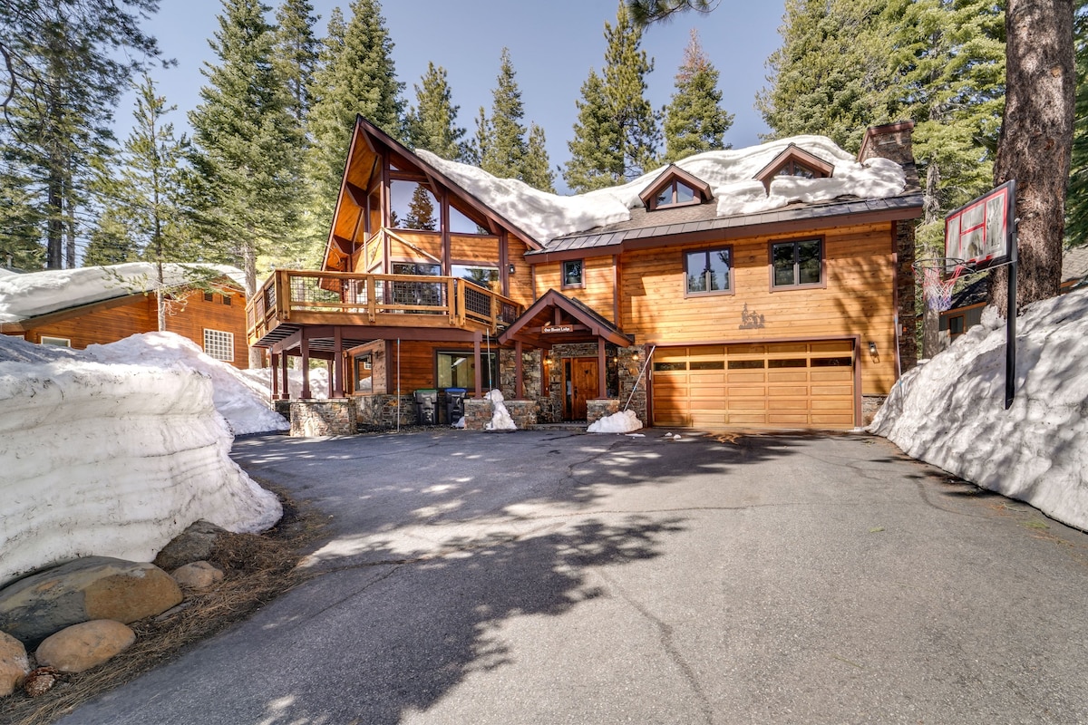 'One Moose Lodge' Tahoe Donner Vacation Rental!