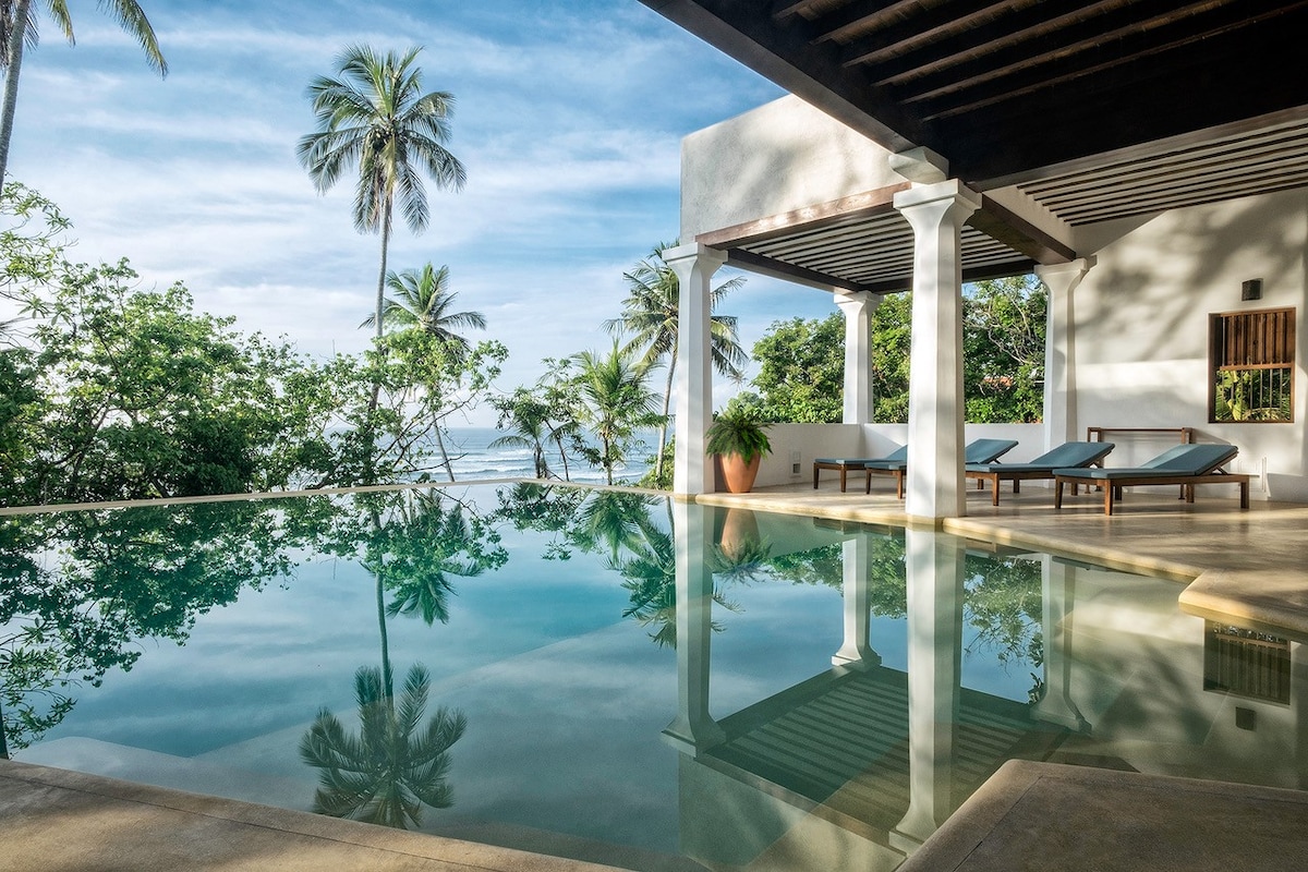 Ceylon House luxury 5 bed ocean front villa