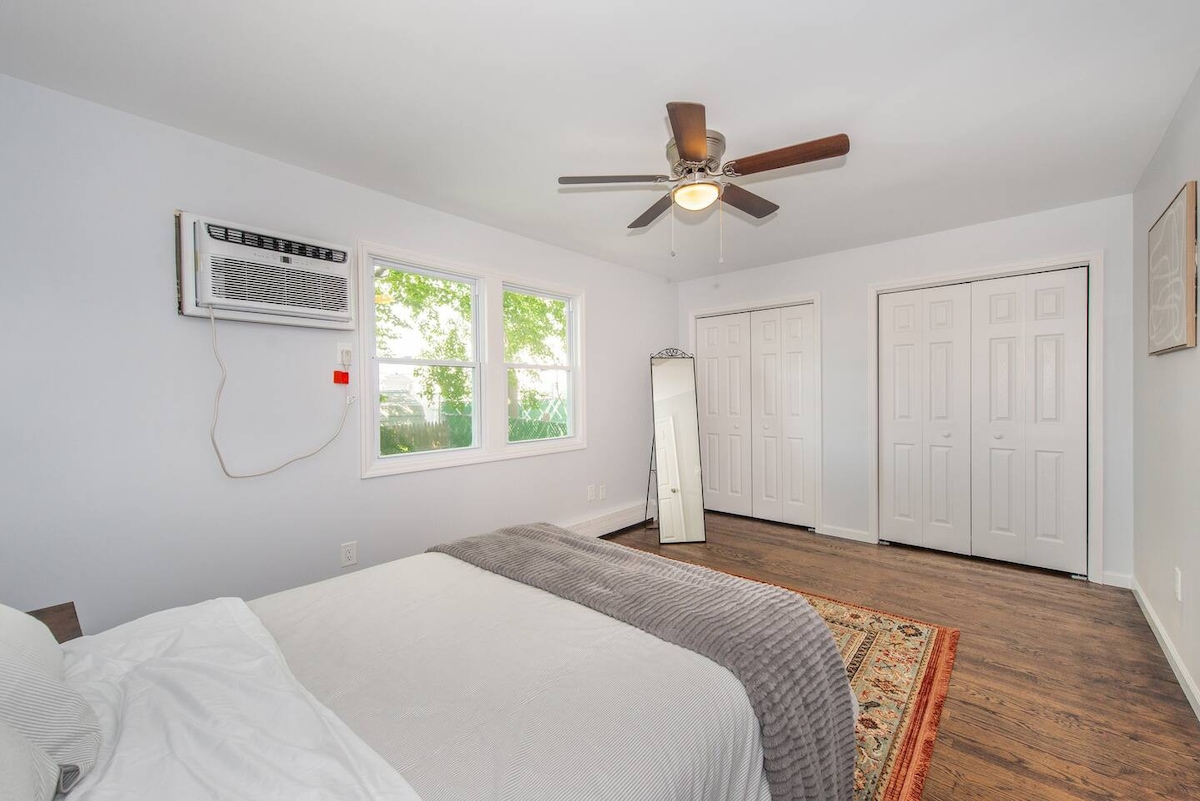 Better Rentals -Spacious Duplex -(near Path Train)