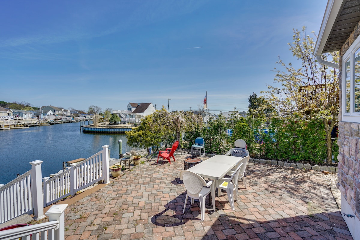 Toms River Vacation Rental w/ On-Site Dock!