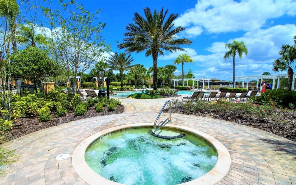 Snap: 5BR Private Pool Home in Gated Resort
