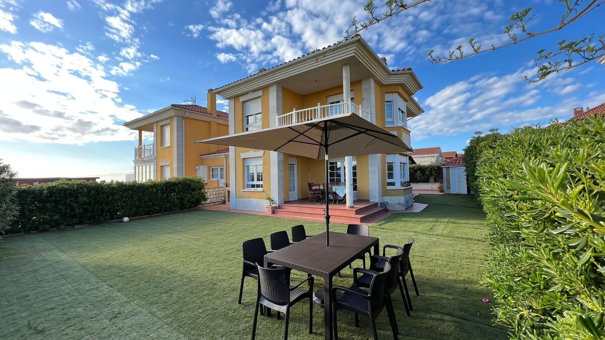 Villa con jardín y vistas - Villa Ojerada 12804