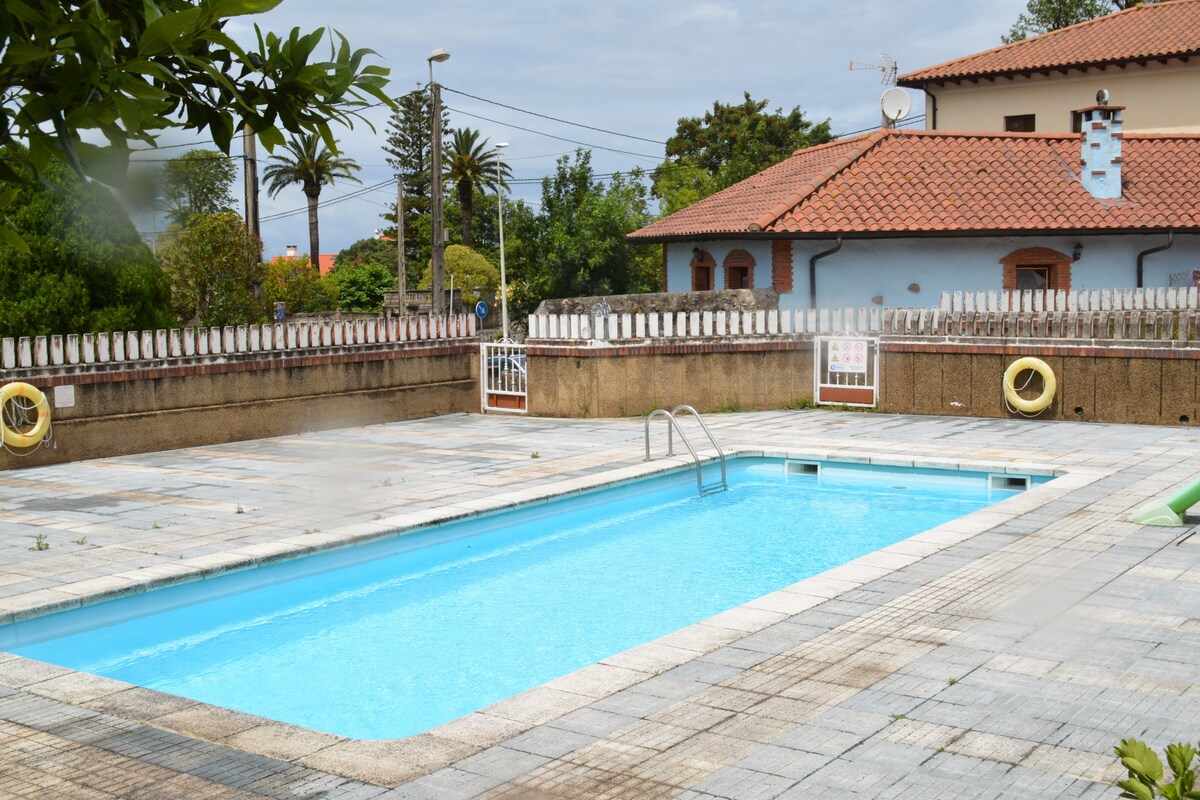 Villa con piscina - El Palacio 9801