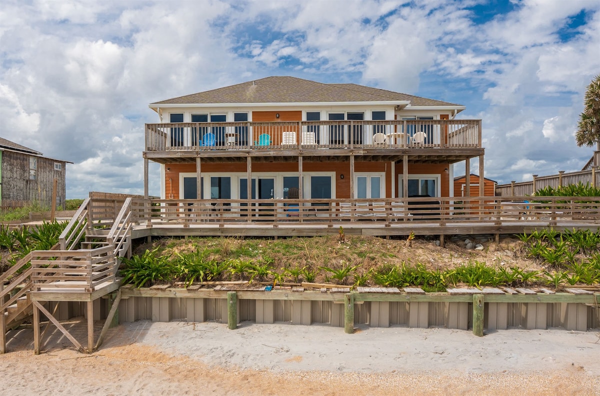 Oceanfront Home w/ 5 Bedroom!