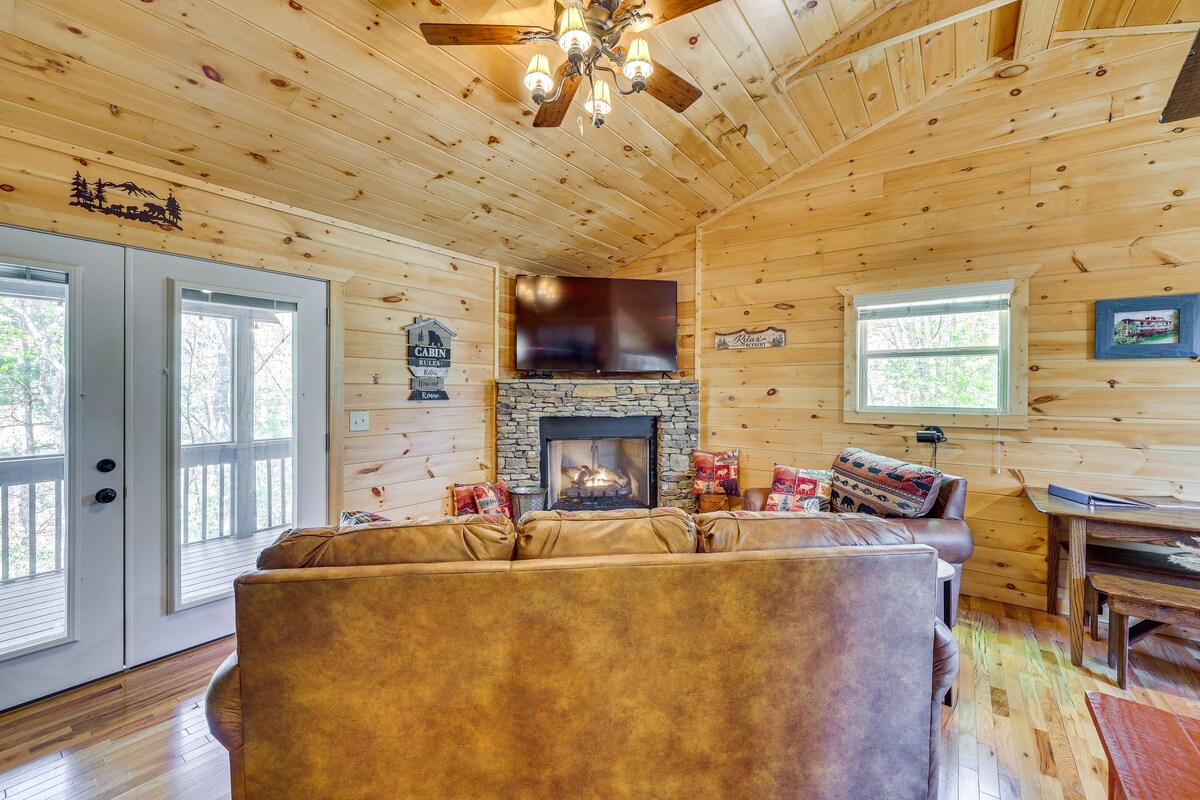 Blue Ridge Mountain Cabin Rental w/ Fire Pit!