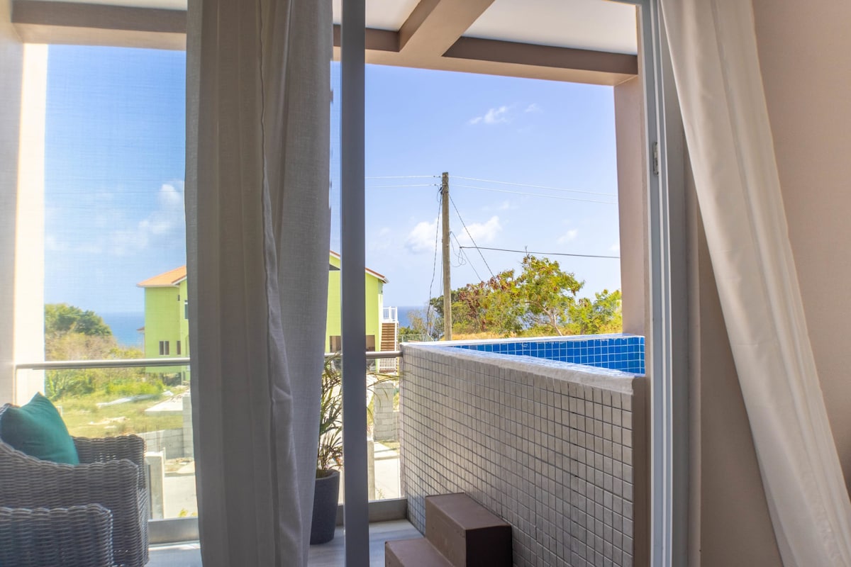 TIE Lux Villa Suite 1| Private Balcony & Mini Pool