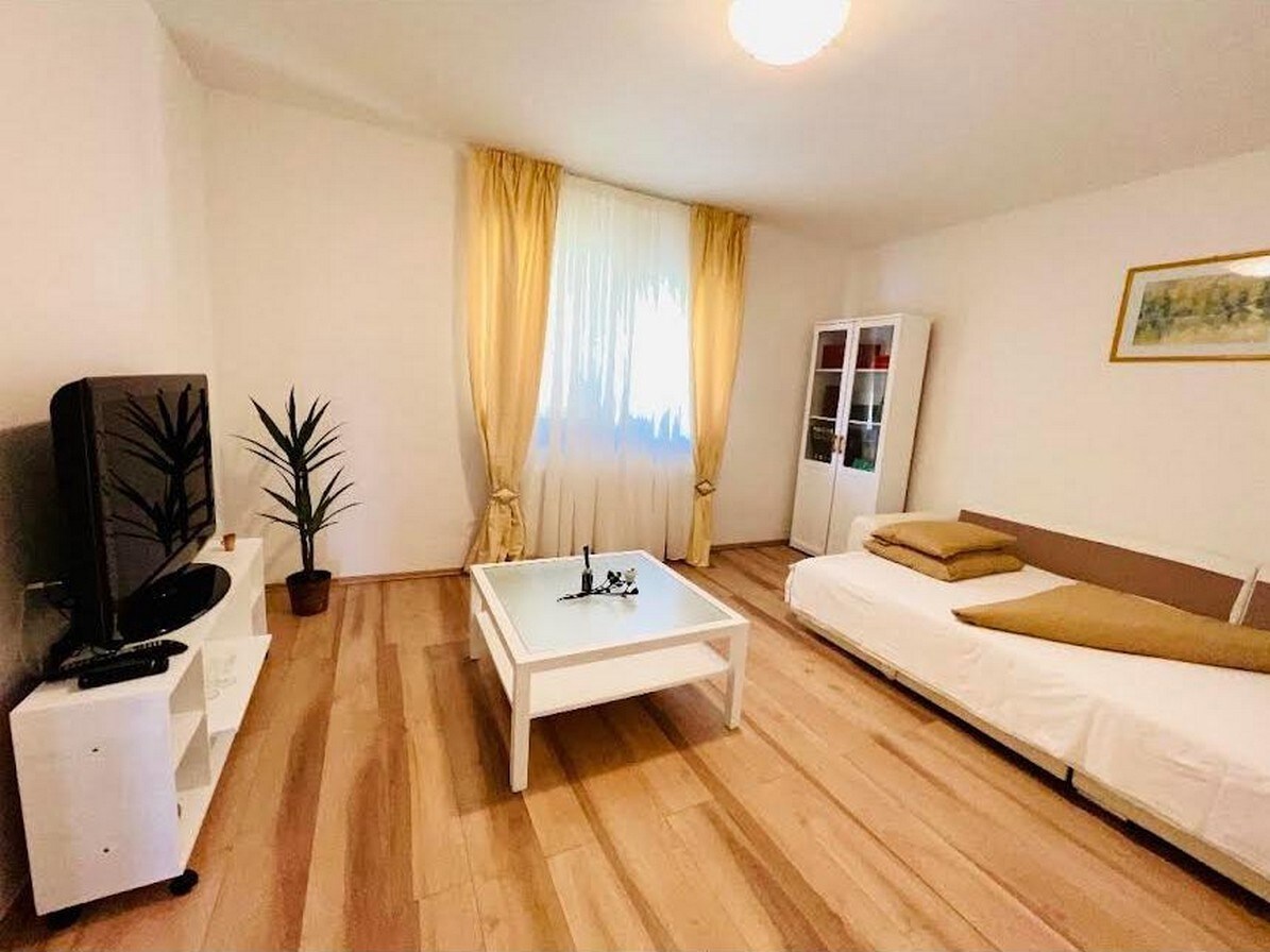 A-20420-a Two bedroom apartment with terrace Lič,