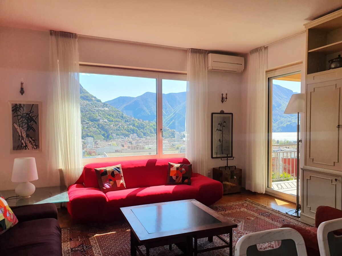 Large windows, magical view (Miravalle Lakeview)