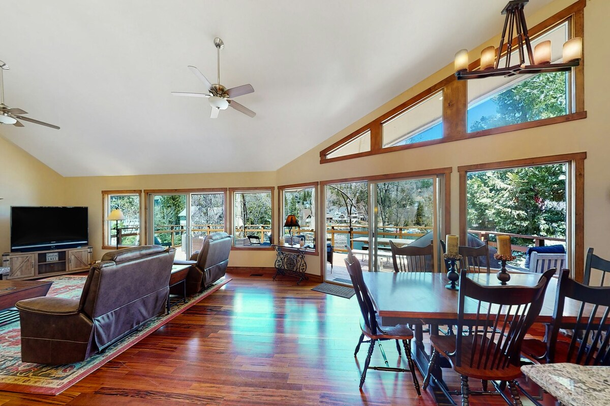 4BR three-story lakefront home with views, decks