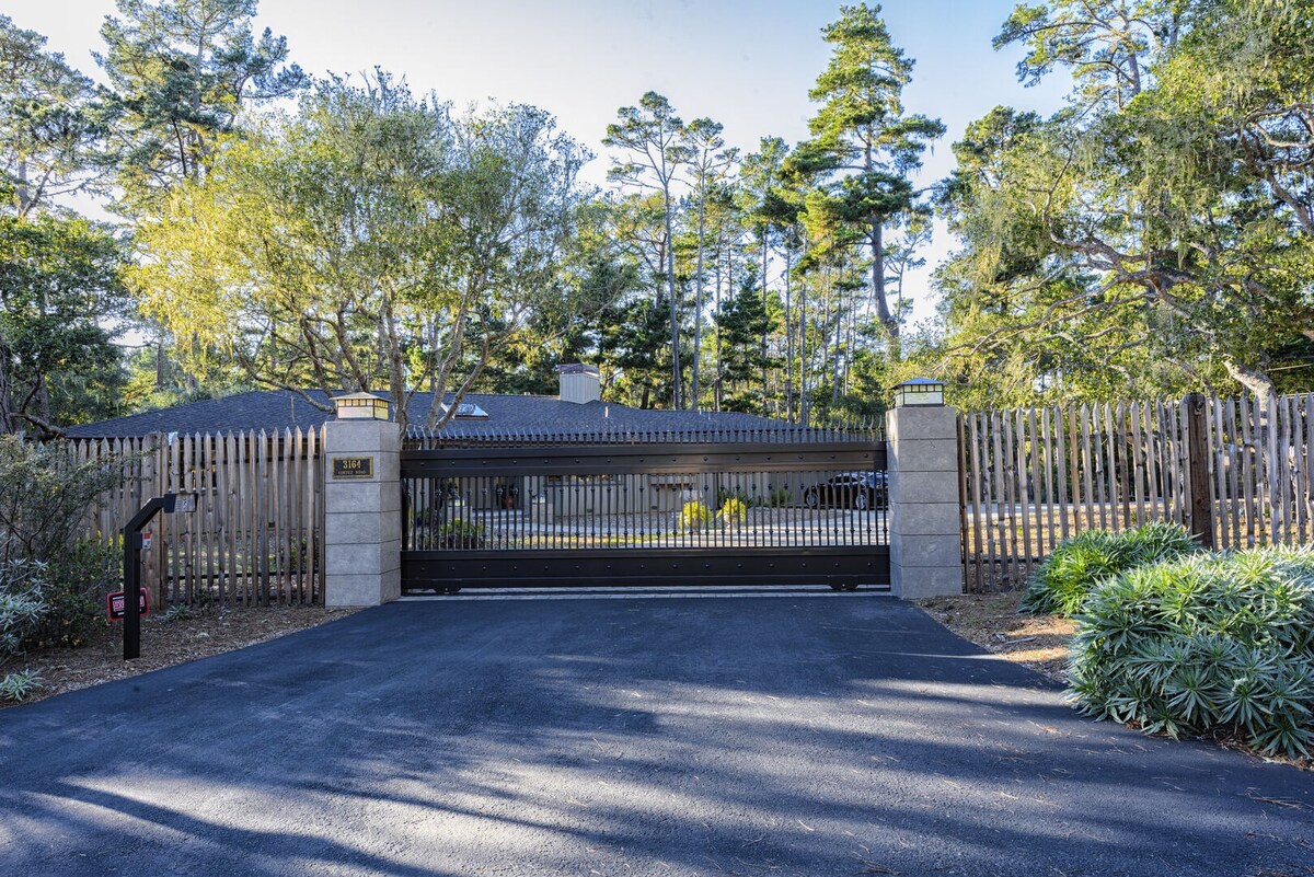 Lx47 pebble garden retreat large home