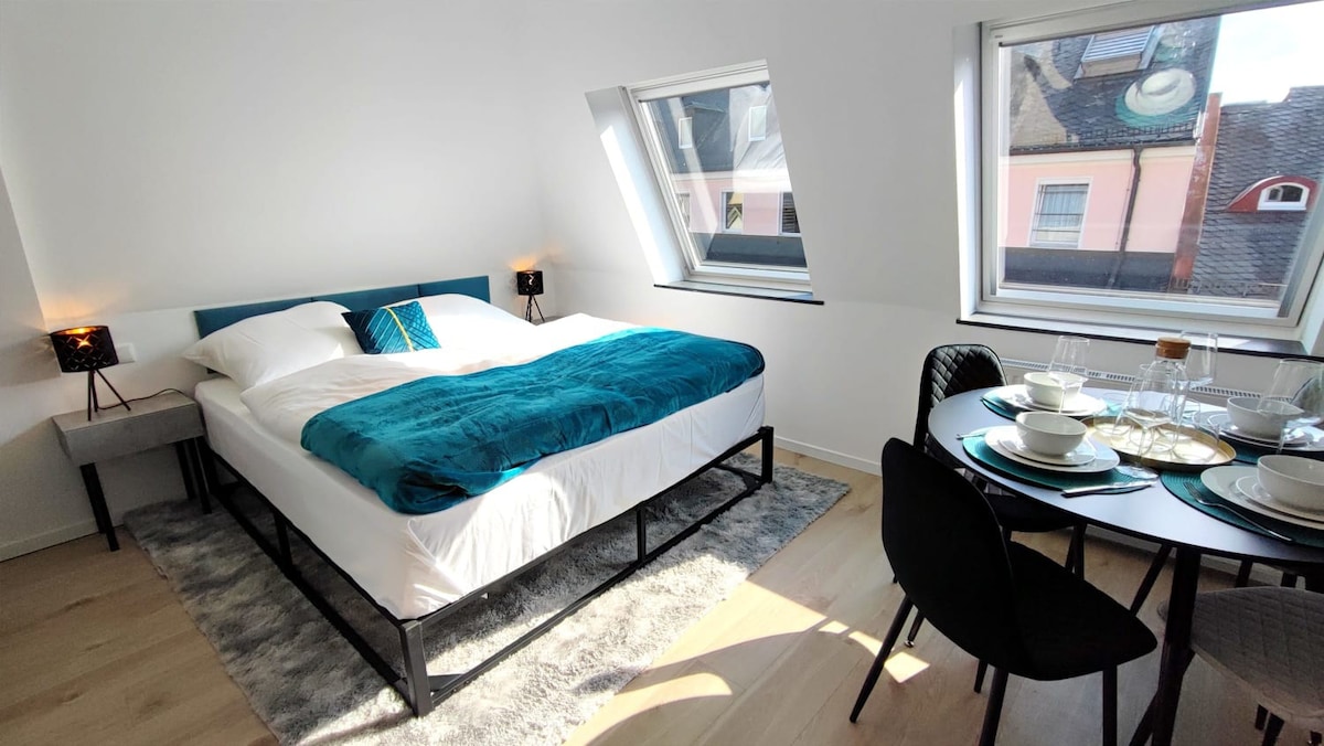 ELApart by Homely Stay - Loft mit Dachterrasse