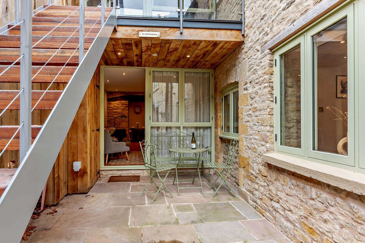 Cosy apartment in the Cotswolds -The Old Workshop