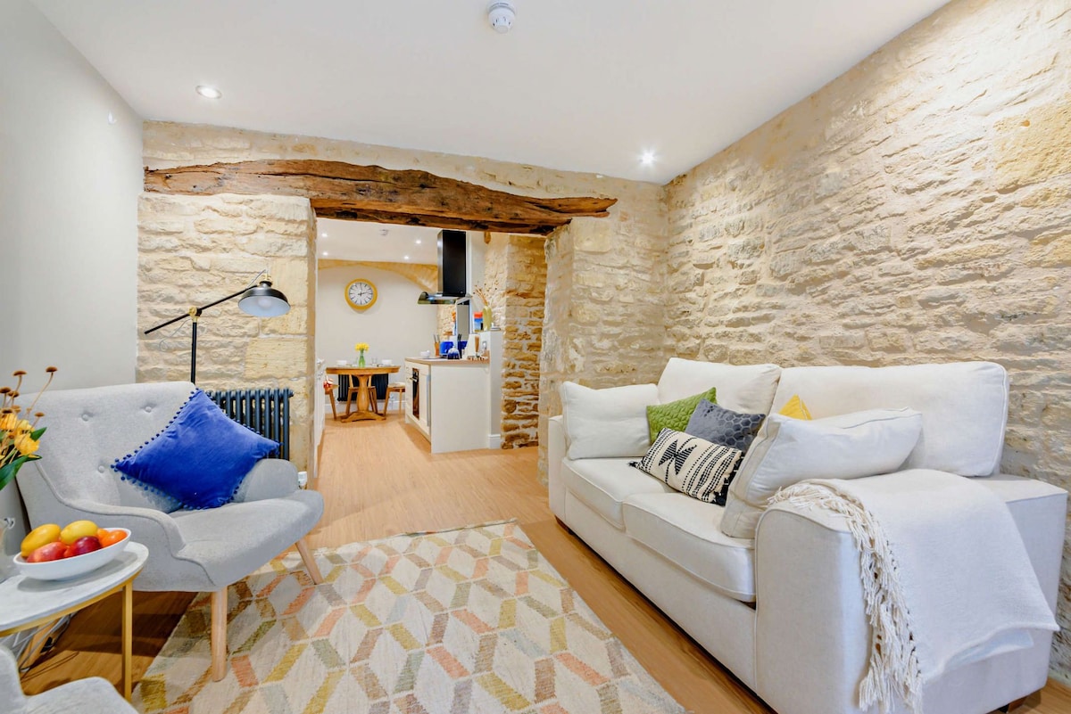 Cosy apartment in the Cotswolds -The Old Workshop