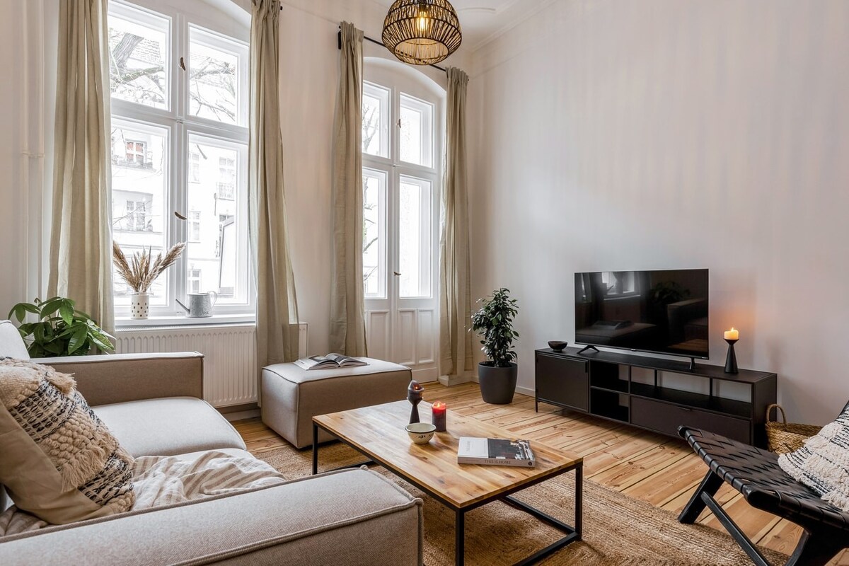 guzet - 3 bedrooms apartment with office in friedrichshain