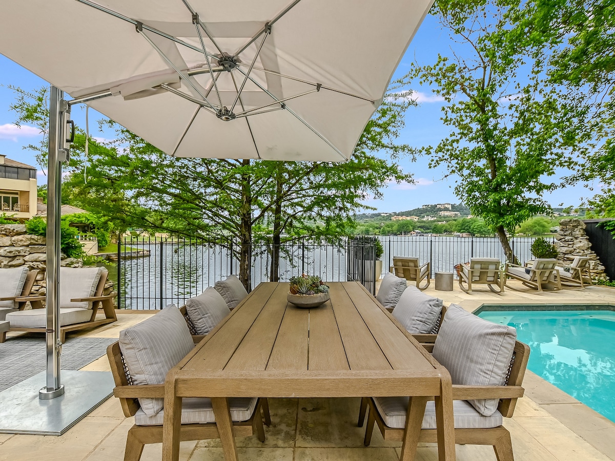 Fourth Night Free*Above Austin Icon on Lake Austin