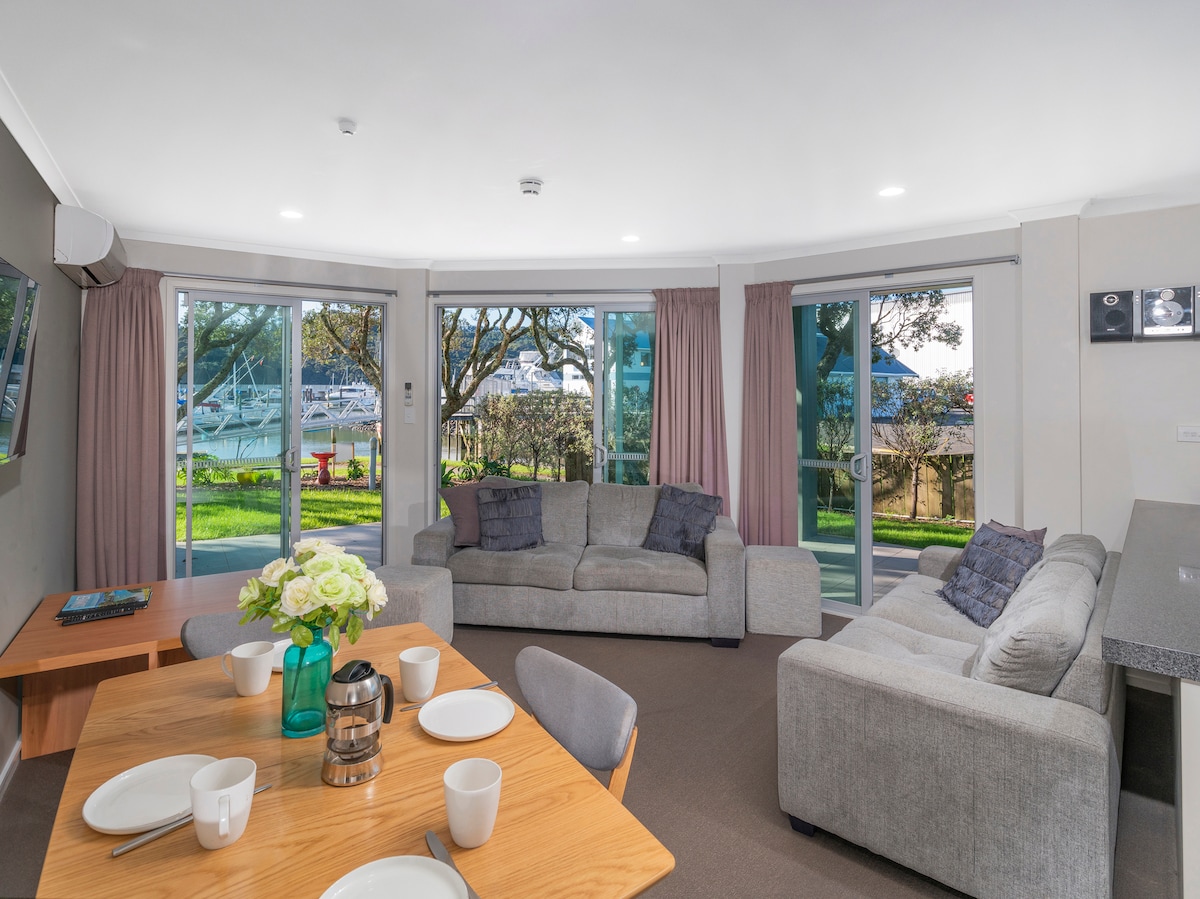 Marinaview - Whitianga Holiday Apartment