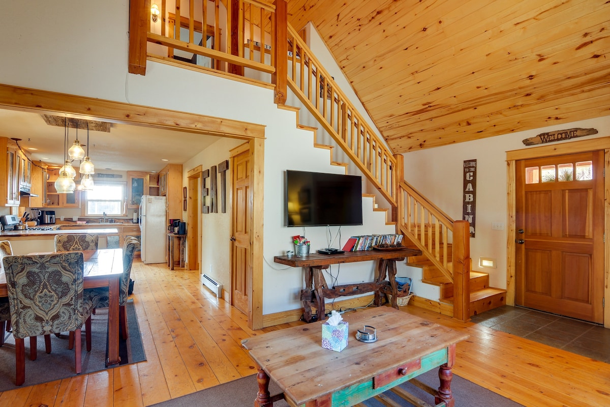 Rustic Pagosa Springs Cabin w/ Hot Tub + Game Room