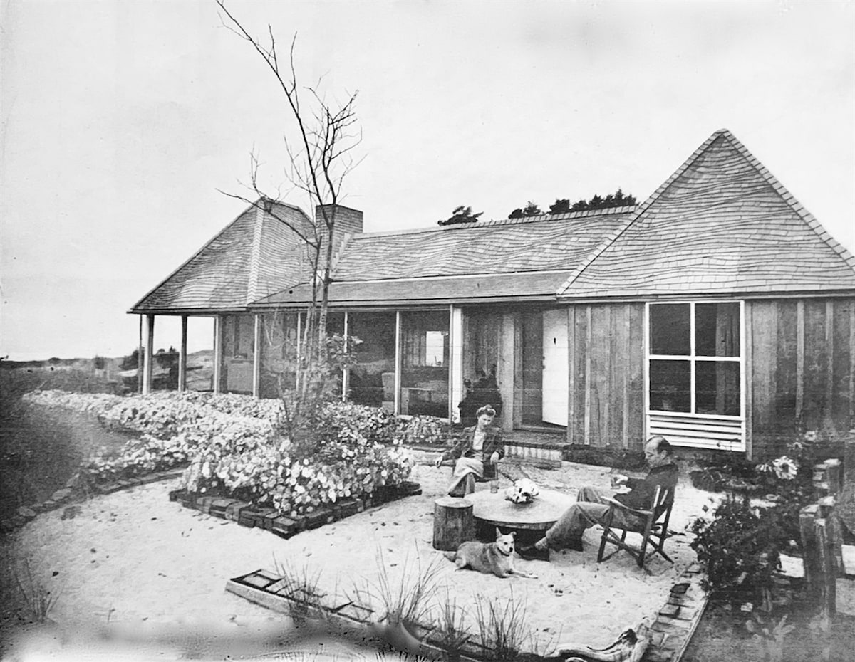 Breakers End - Quintessential & Historic Cottage