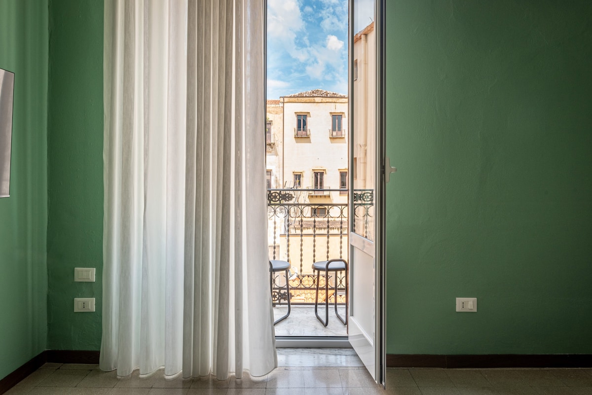 Wonderful Italy | Piazza Magione Stylish Apartment