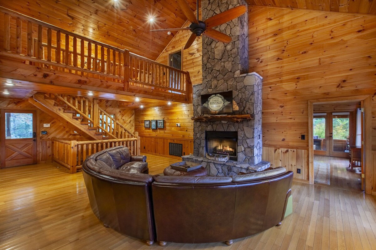 Luxry Cabin ~Gazebo/Fire Pit on River