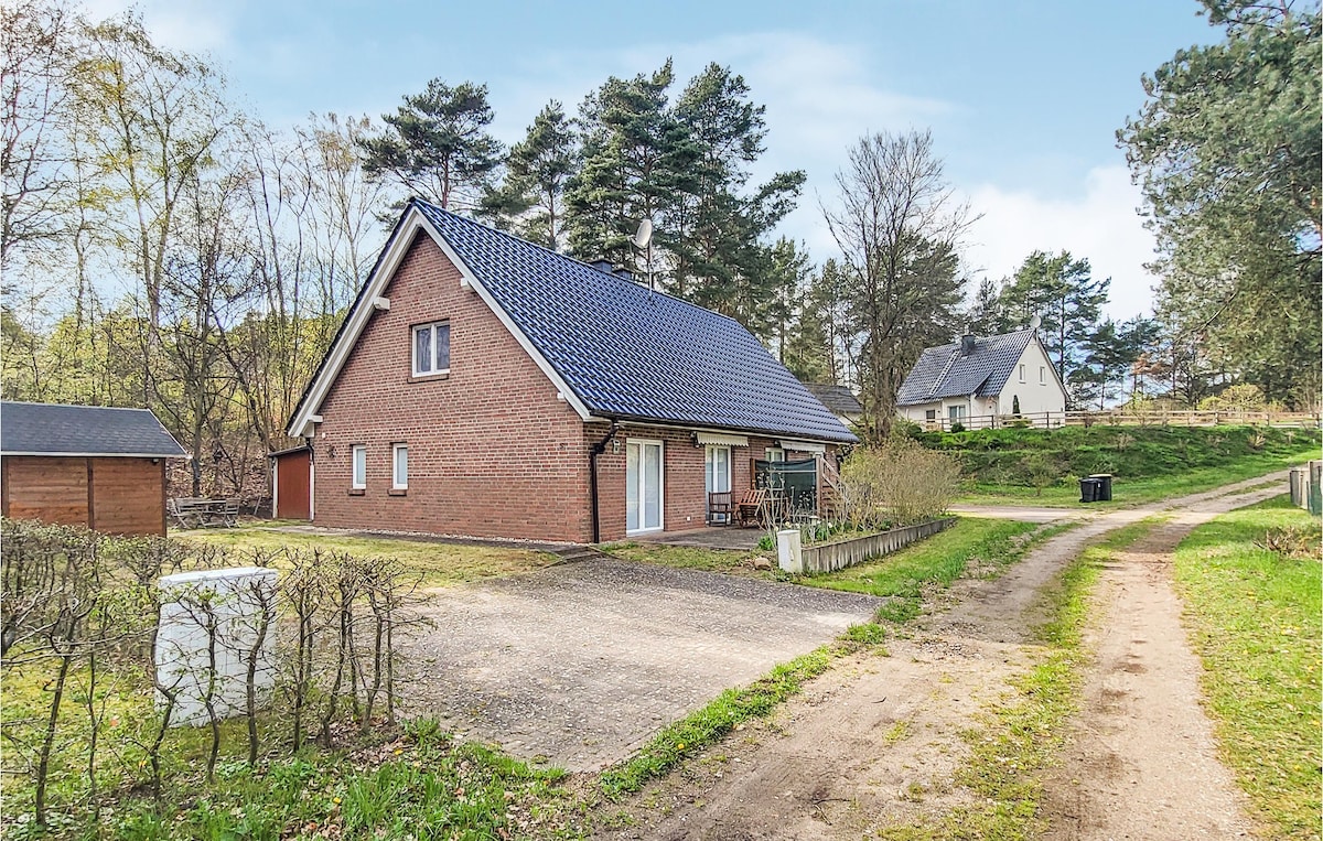 Lovely home in Wittstock with kitchen