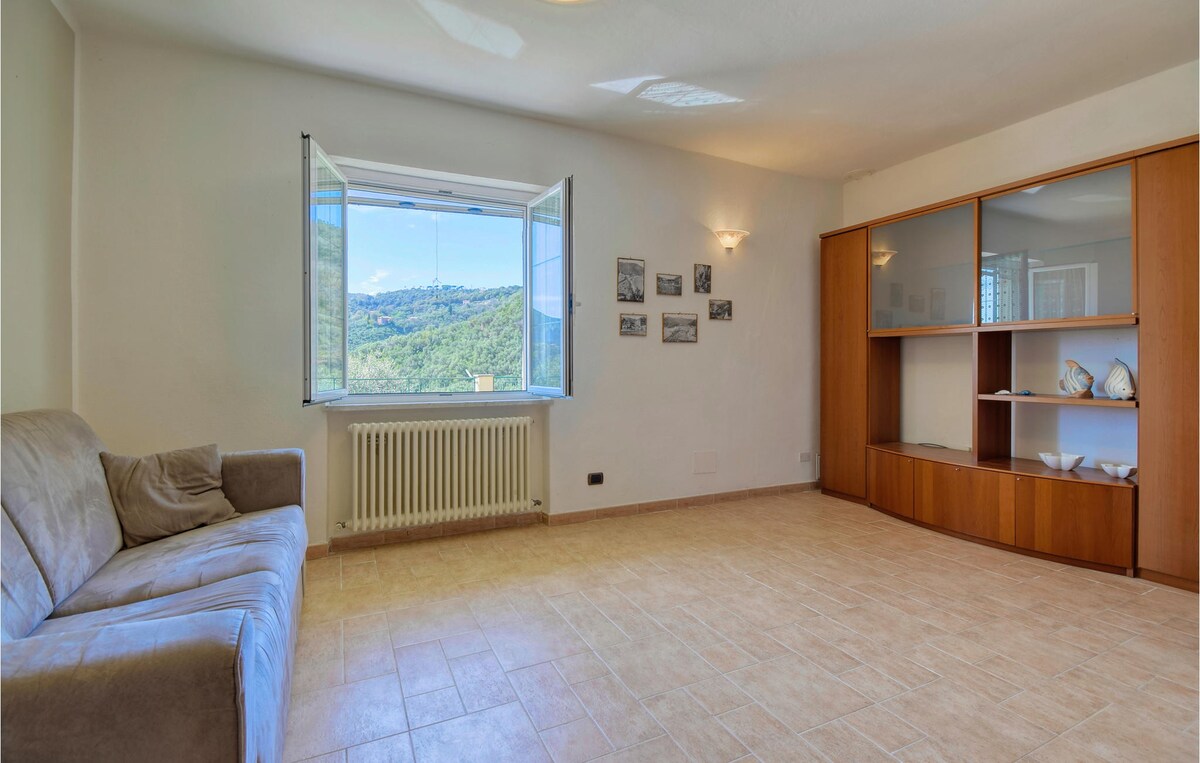 Awesome apartment in Moneglia with WiFi