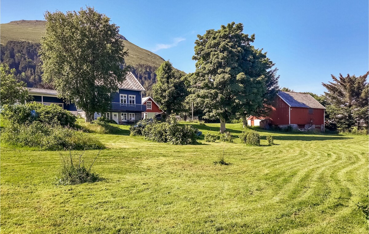 Nice home in Kjerstad with house a panoramic view