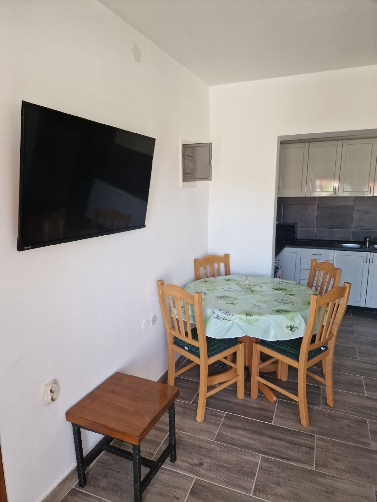 Apartments Daria - Two Bedroom Apt with Terrace