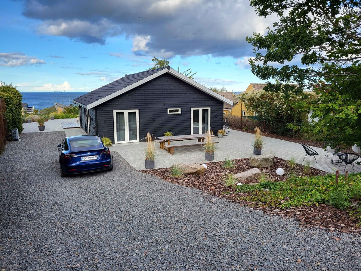 Lovely holiday home in Sandkås with sea view
