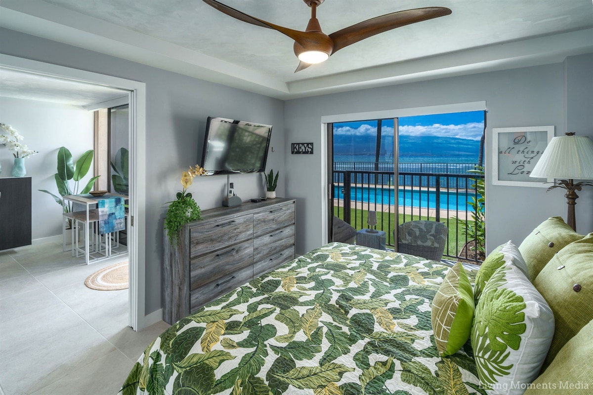 Oceanfront Condo— Fully Remodeled — Designer Finis