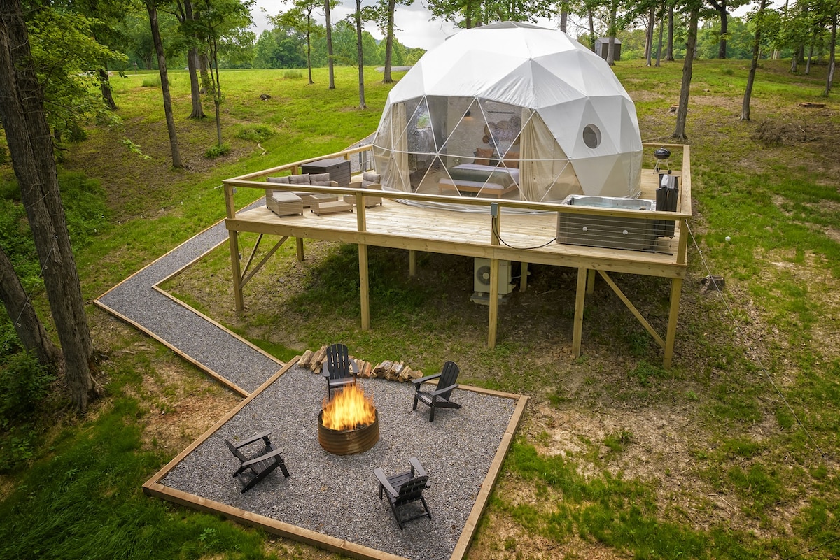 Glamping Dome with Hot Tub in Shawnee Forest