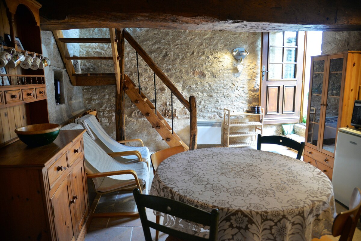 House for 2 ppl. at Perrigny-sur-Armançon